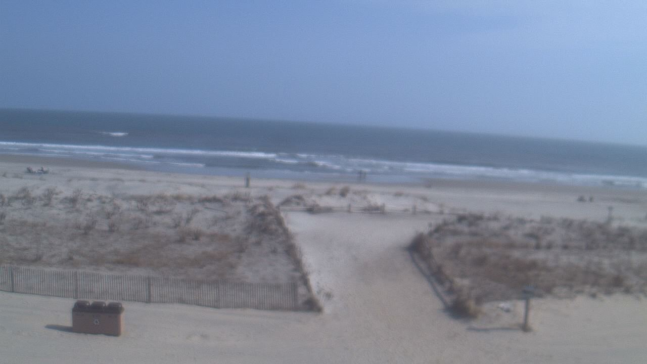 Thumbnail for current weather camera view from Beach Patrol HQ in Margate City, New Jersey