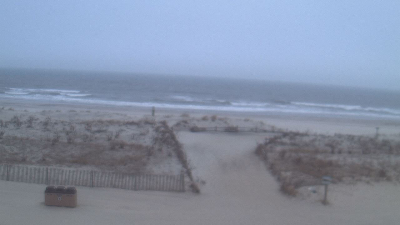 Thumbnail for current weather camera view from Beach Patrol HQ in Margate City, New Jersey