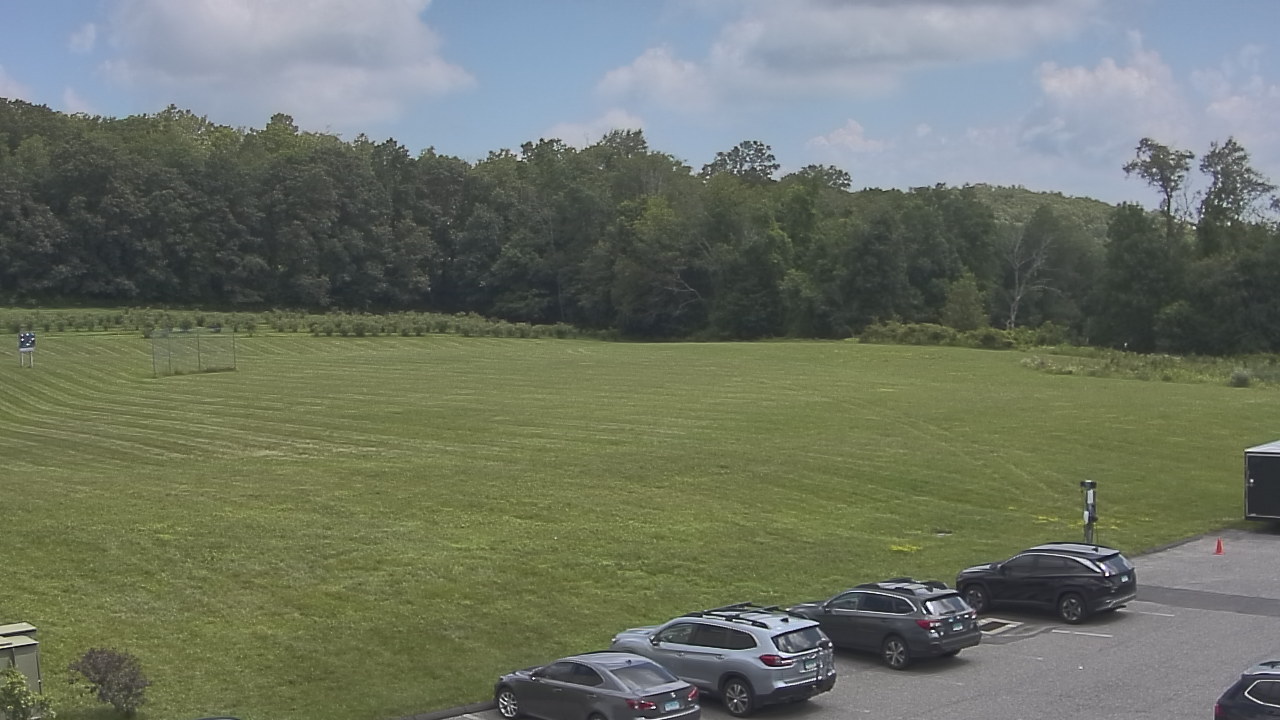 Thumbnail for current weather camera view from Marvelwood School in Kent, Connecticut