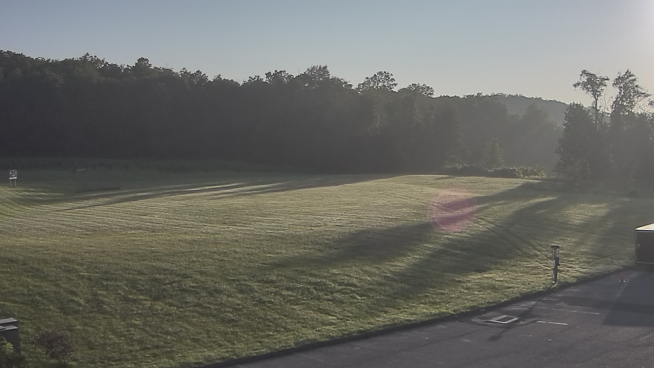 Thumbnail for current weather camera view from Marvelwood School in Kent, Connecticut
