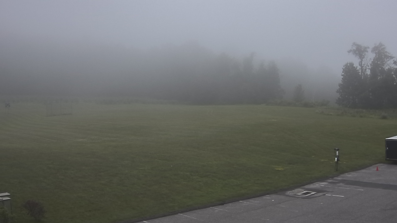 Thumbnail for current weather camera view from Marvelwood School in Kent, Connecticut