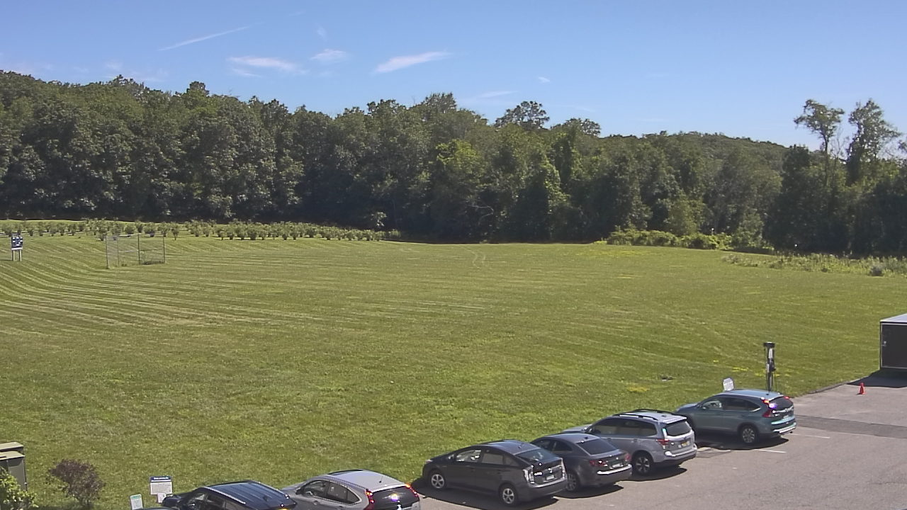Thumbnail for current weather camera view from Marvelwood School in Kent, Connecticut