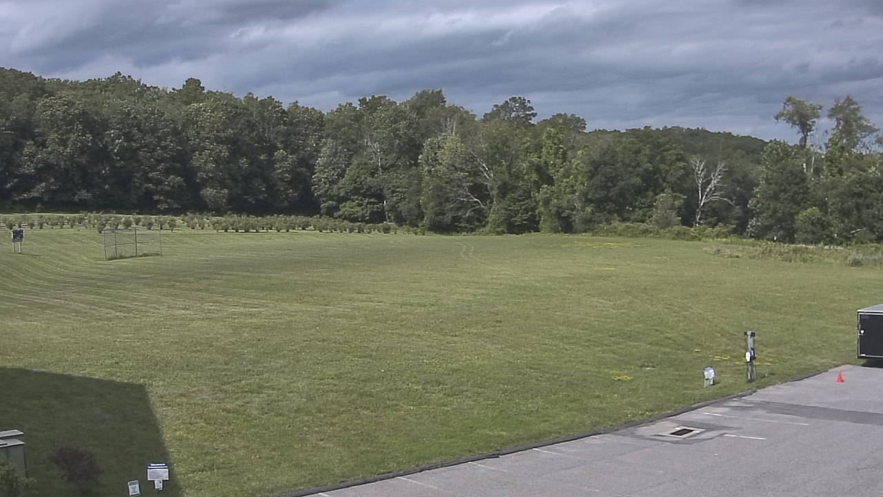 Thumbnail for current weather camera view from Marvelwood School in Kent, Connecticut