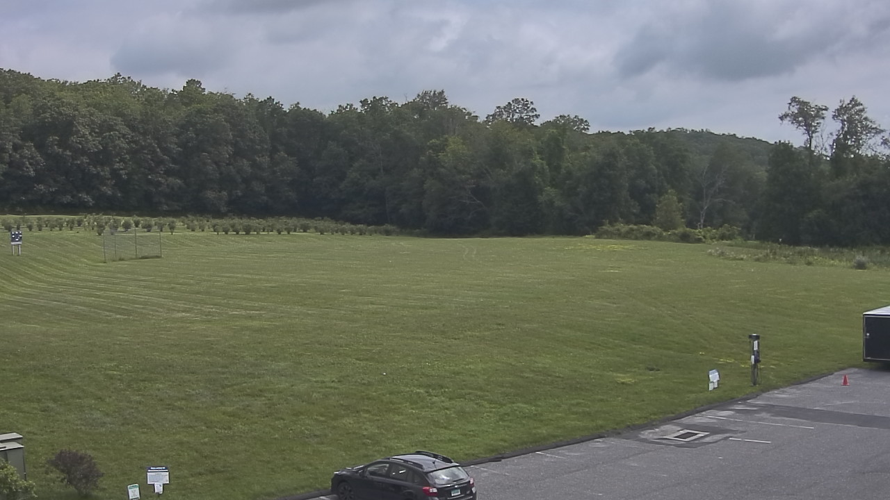 Thumbnail for current weather camera view from Marvelwood School in Kent, Connecticut