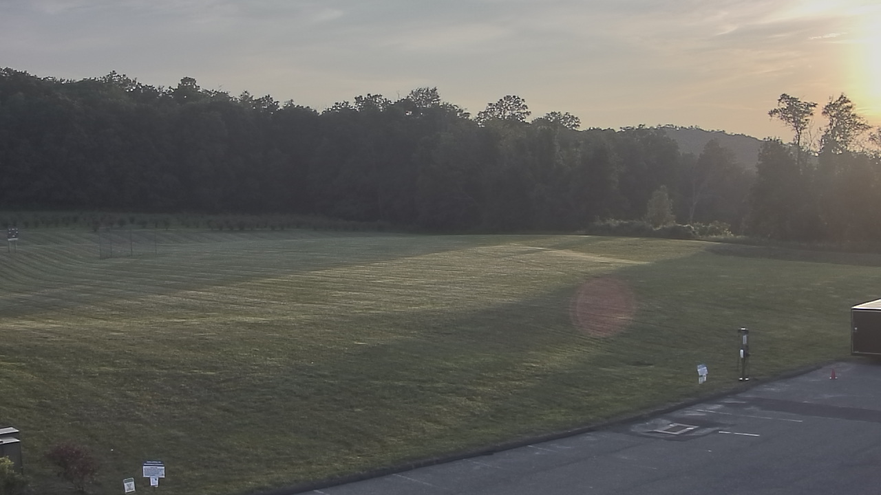 Thumbnail for current weather camera view from Marvelwood School in Kent, Connecticut