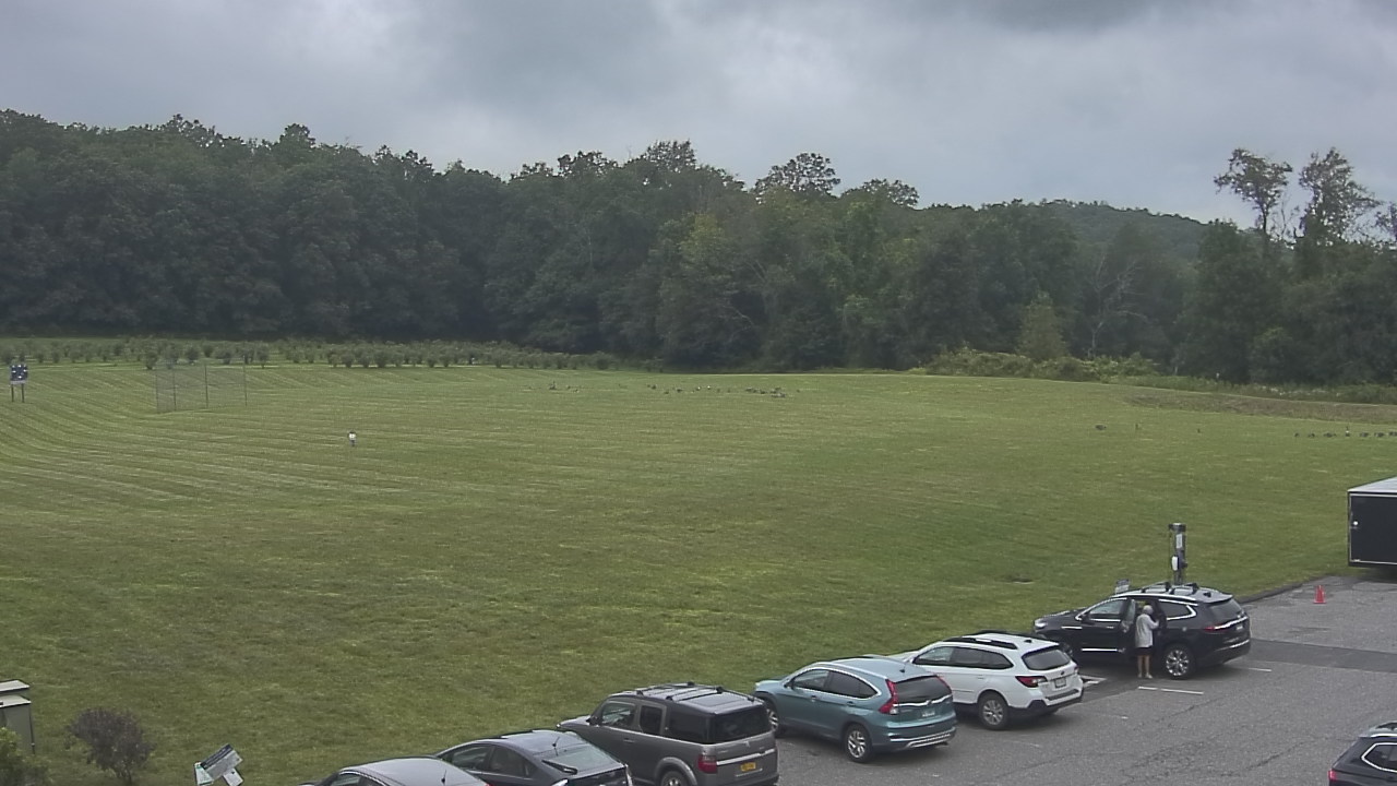 Thumbnail for current weather camera view from Marvelwood School in Kent, Connecticut