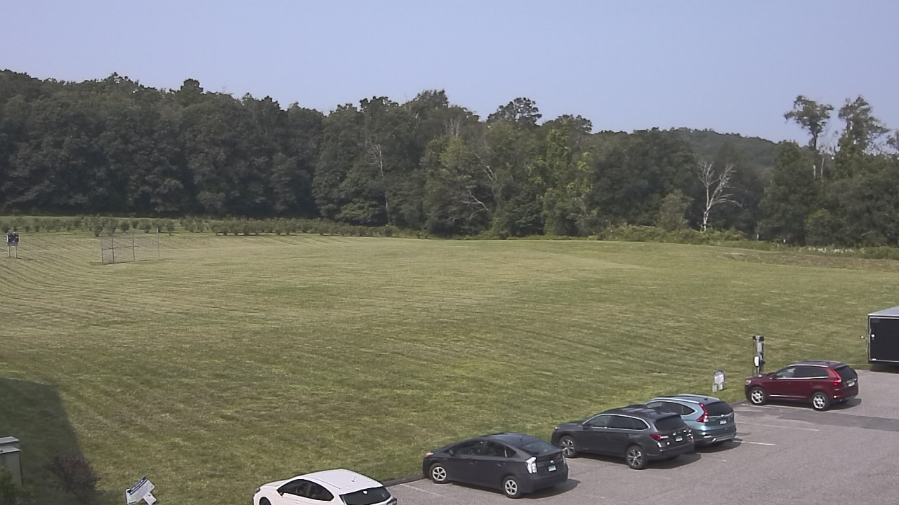 Thumbnail for current weather camera view from Marvelwood School in Kent, Connecticut