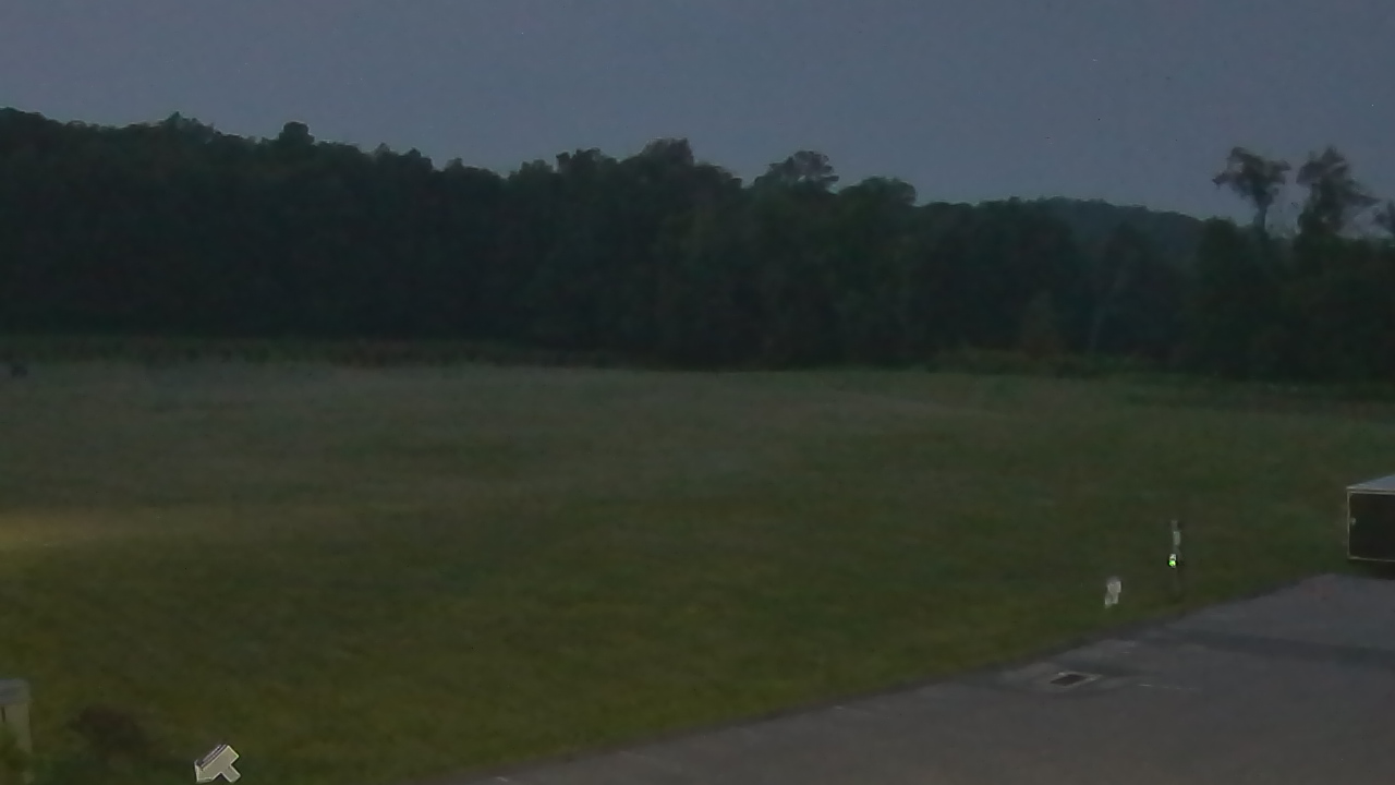 Thumbnail for current weather camera view from Marvelwood School in Kent, Connecticut