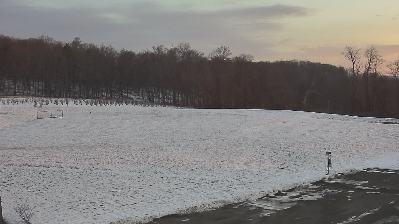 Thumbnail for current weather camera view from Marvelwood School in Kent, Connecticut