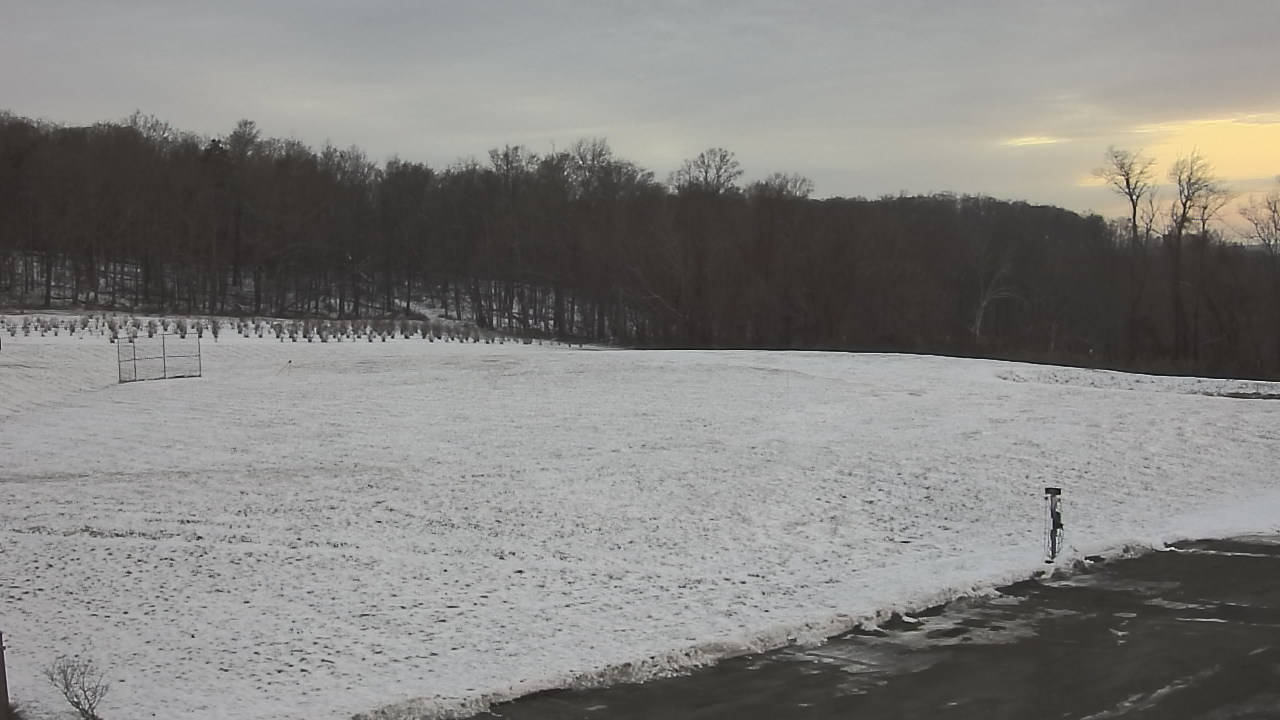 Thumbnail for current weather camera view from Marvelwood School in Kent, Connecticut