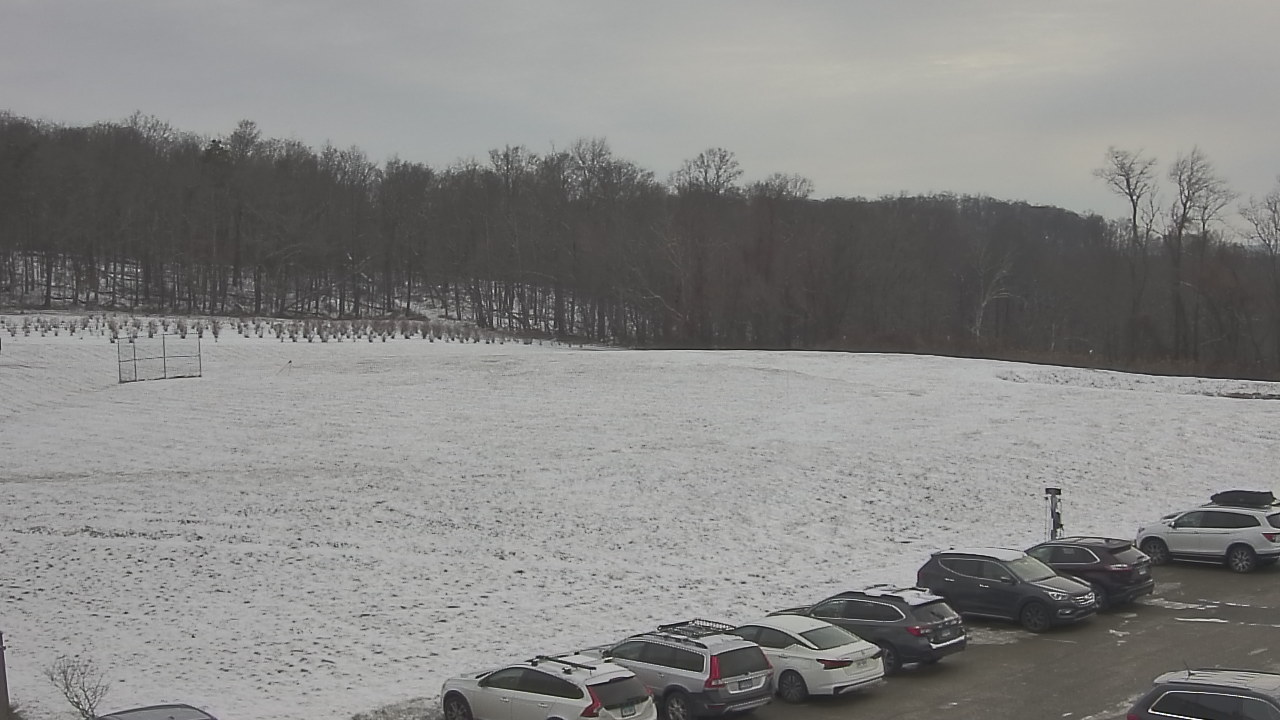 Thumbnail for current weather camera view from Marvelwood School in Kent, Connecticut