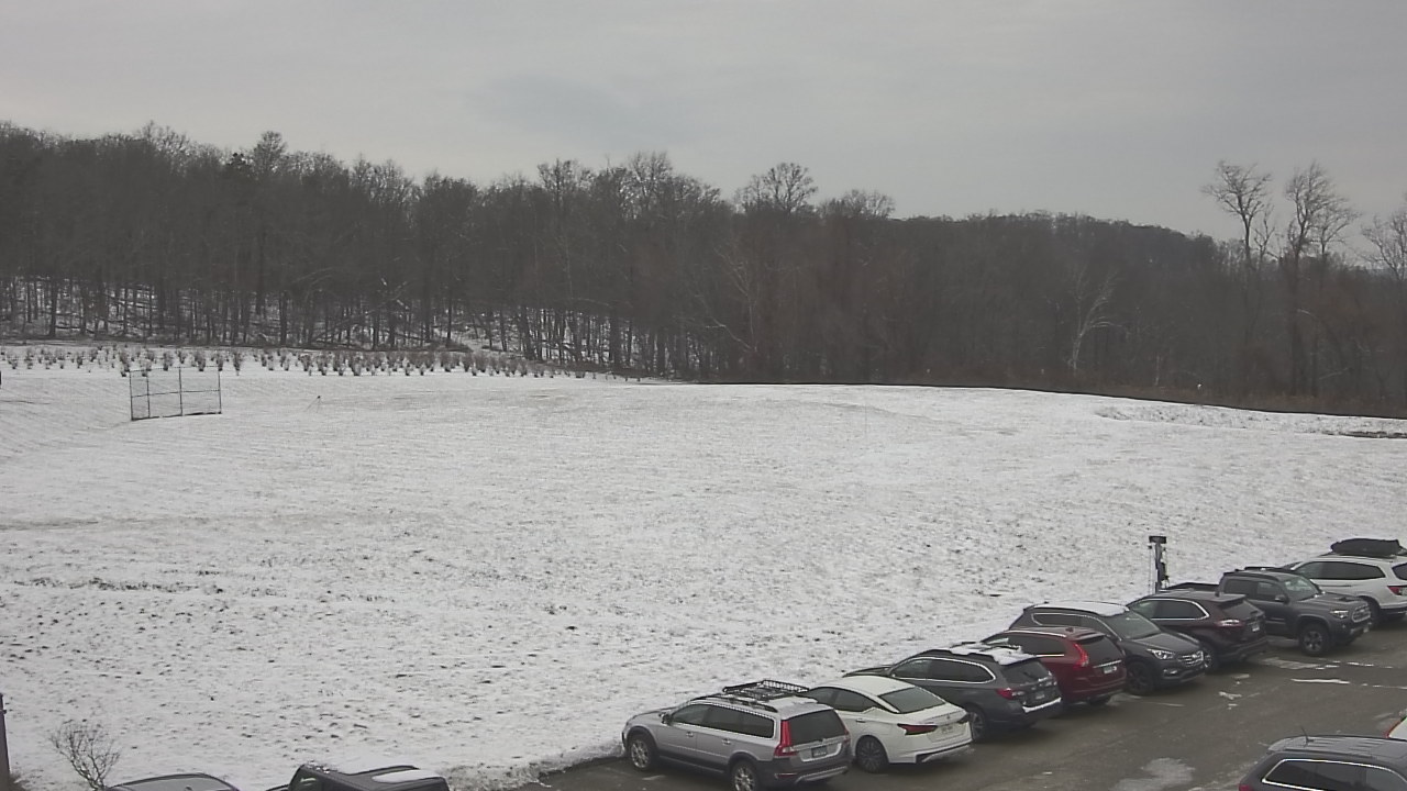 Thumbnail for current weather camera view from Marvelwood School in Kent, Connecticut