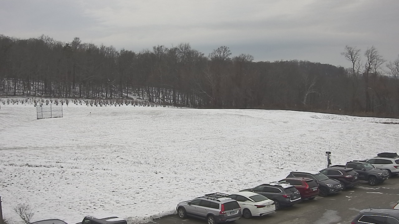 Thumbnail for current weather camera view from Marvelwood School in Kent, Connecticut