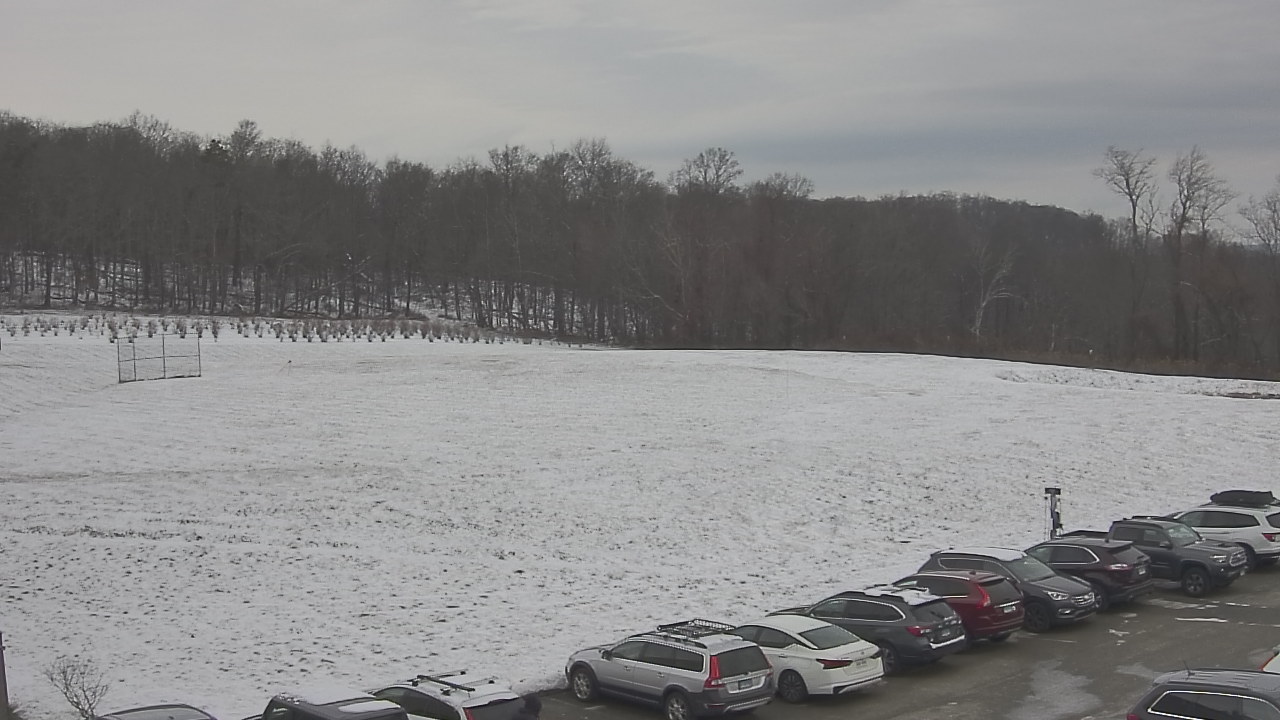 Thumbnail for current weather camera view from Marvelwood School in Kent, Connecticut