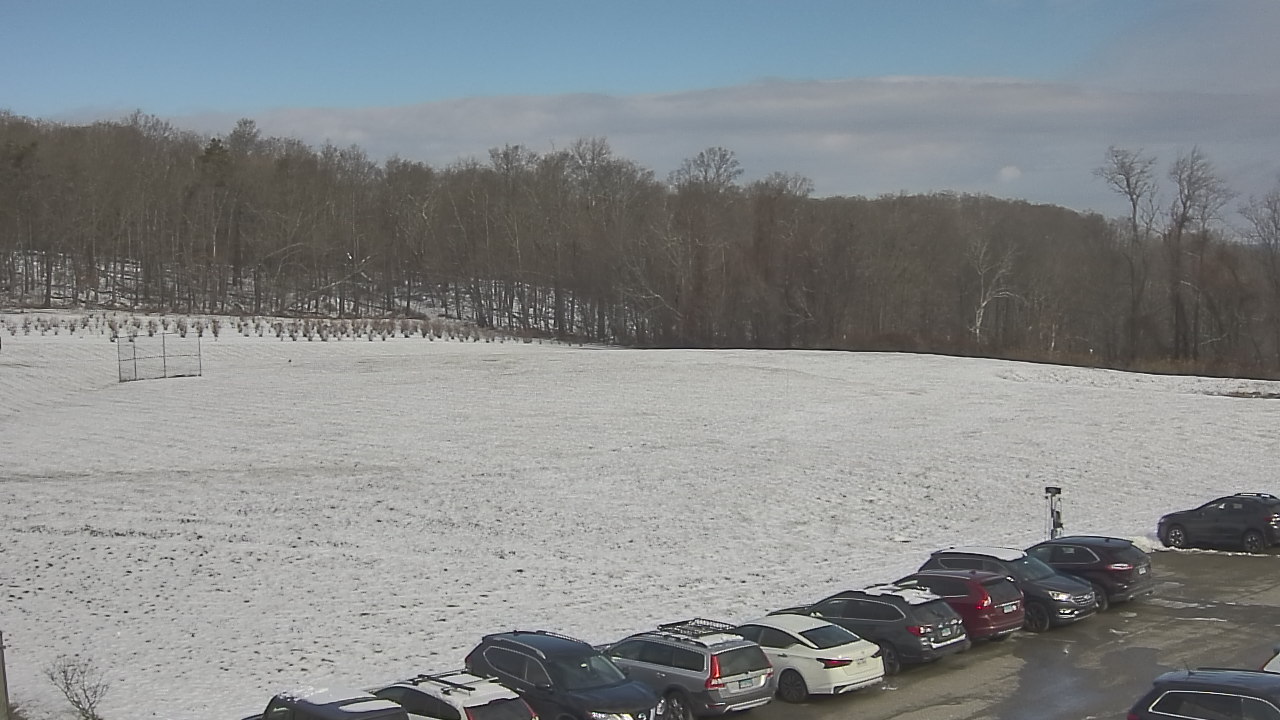 Thumbnail for current weather camera view from Marvelwood School in Kent, Connecticut