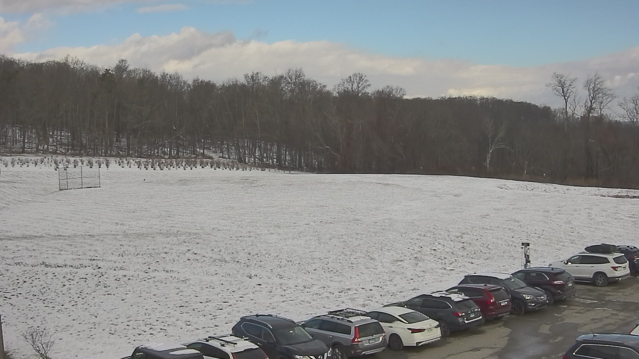 Thumbnail for current weather camera view from Marvelwood School in Kent, Connecticut