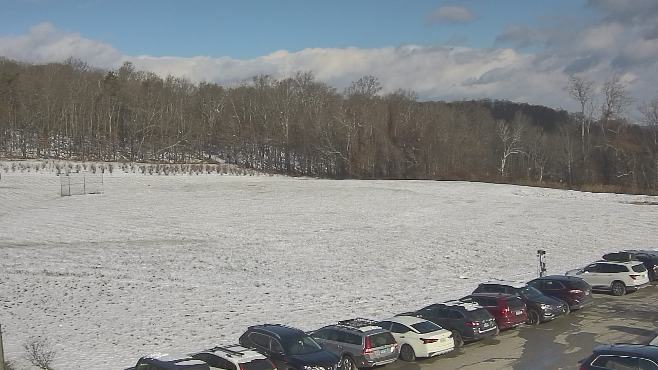 Thumbnail for current weather camera view from Marvelwood School in Kent, Connecticut