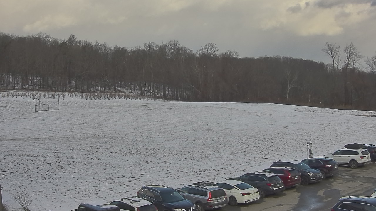 Thumbnail for current weather camera view from Marvelwood School in Kent, Connecticut