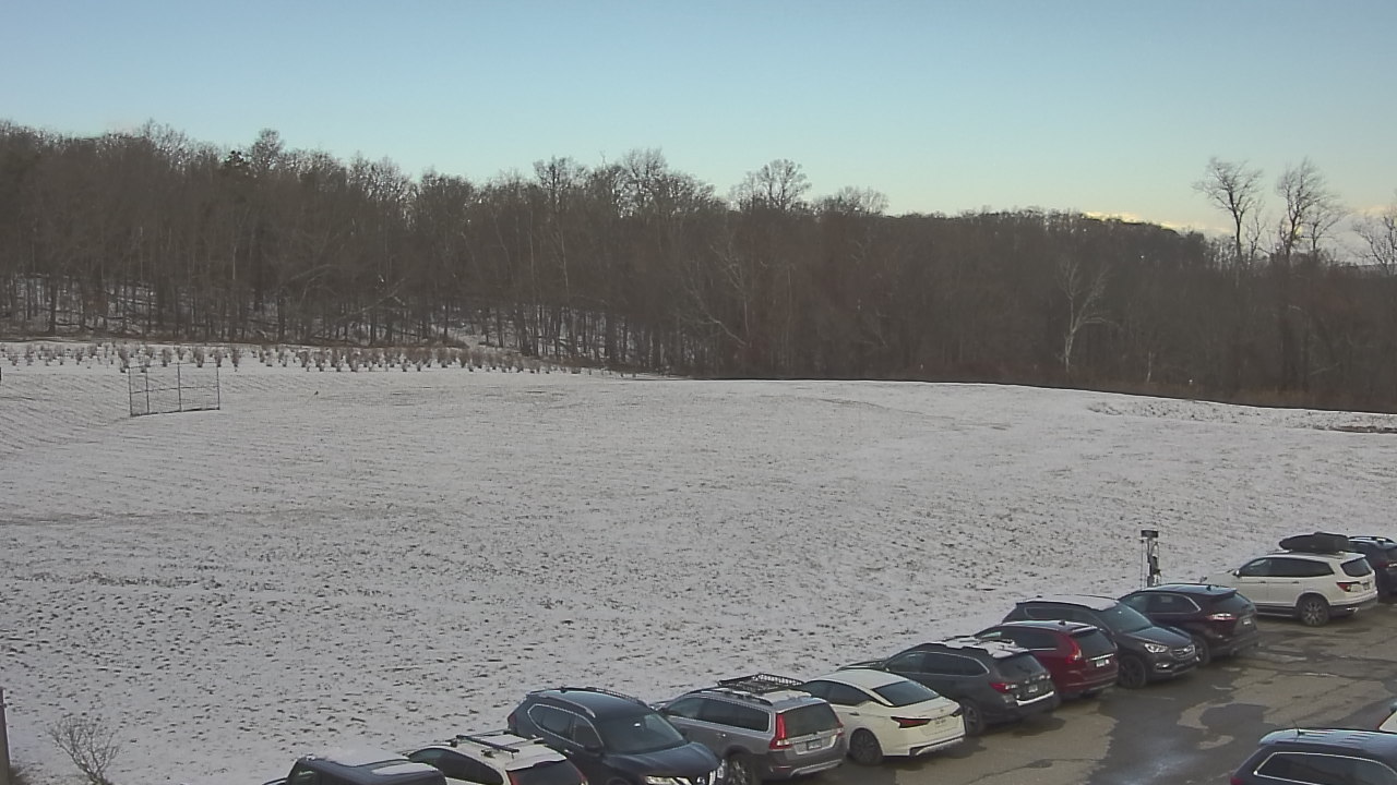 Thumbnail for current weather camera view from Marvelwood School in Kent, Connecticut