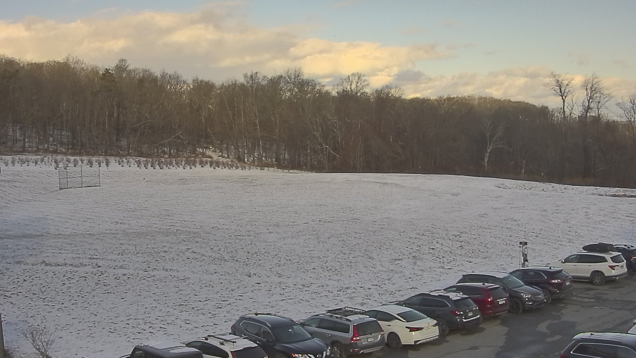 Thumbnail for current weather camera view from Marvelwood School in Kent, Connecticut