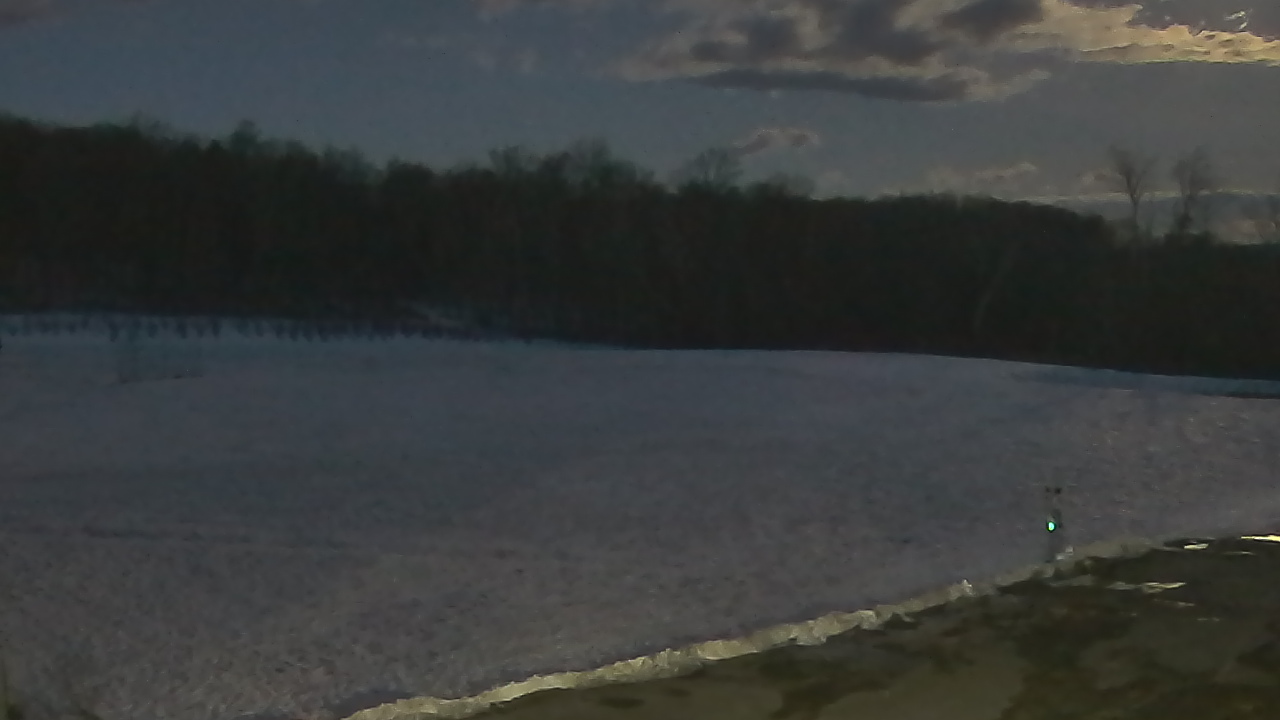 Thumbnail for current weather camera view from Marvelwood School in Kent, Connecticut