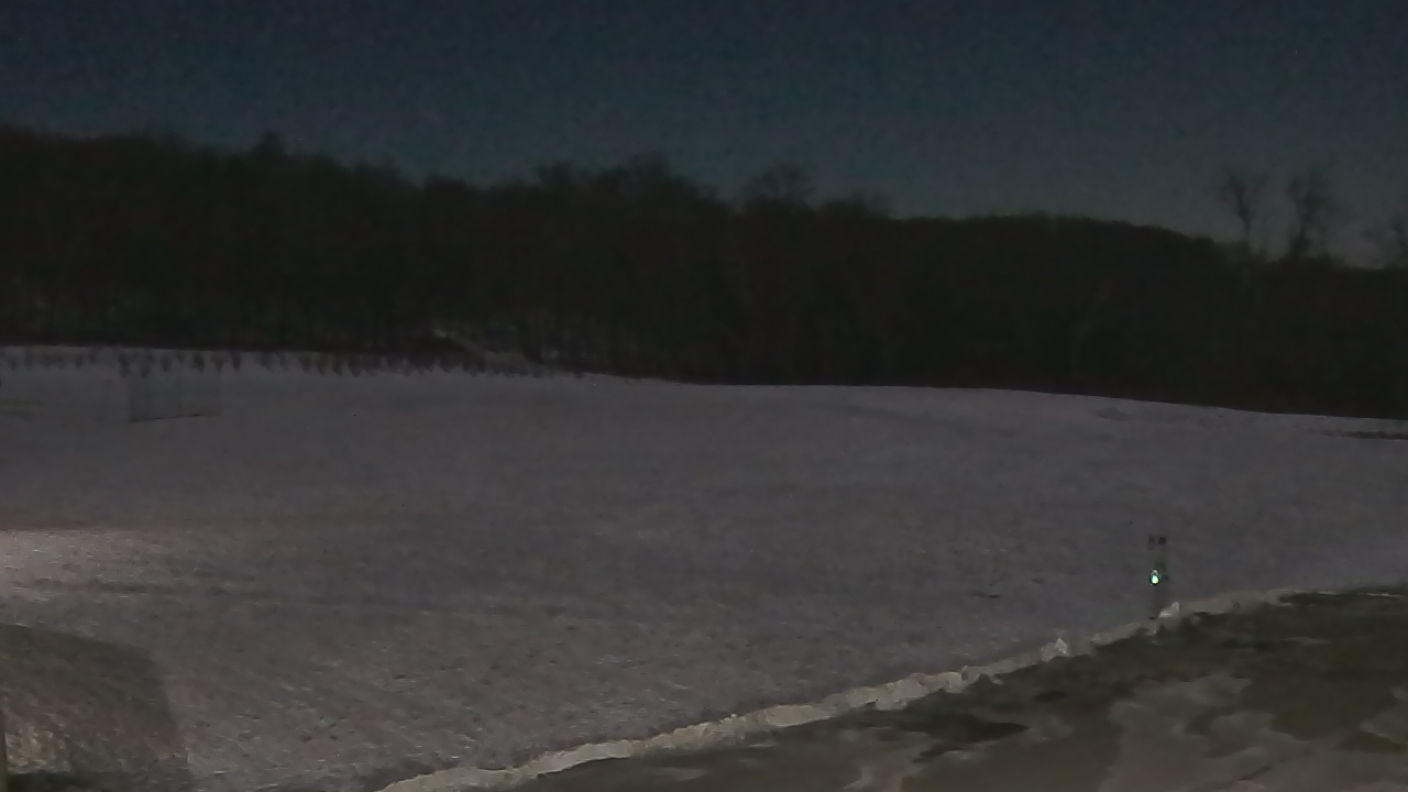 Thumbnail for current weather camera view from Marvelwood School in Kent, Connecticut