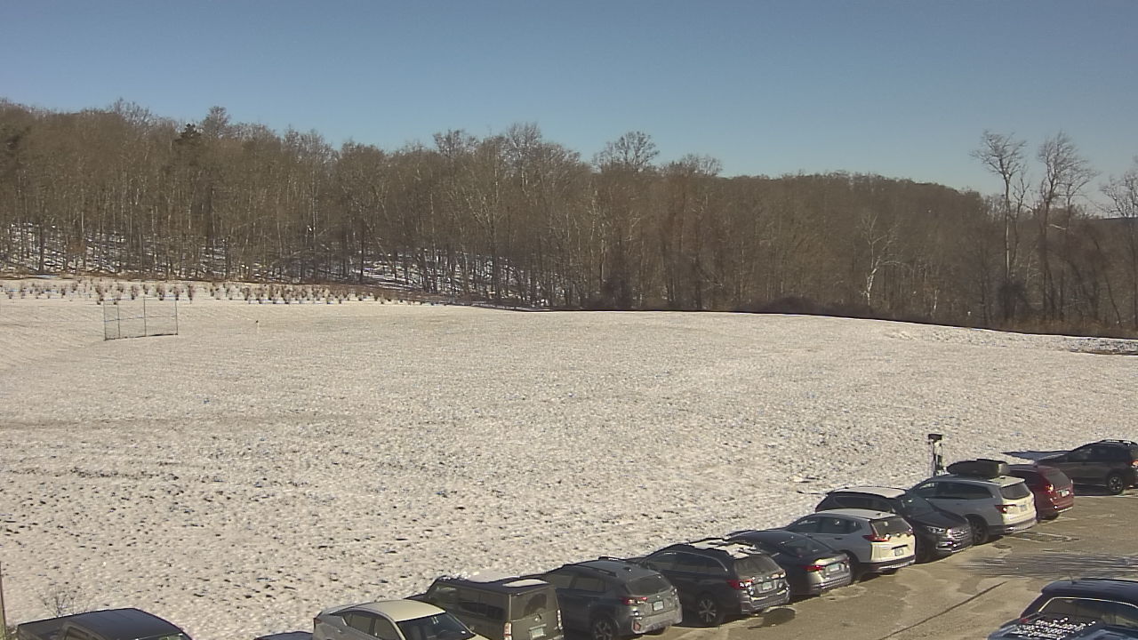 Thumbnail for current weather camera view from Marvelwood School in Kent, Connecticut
