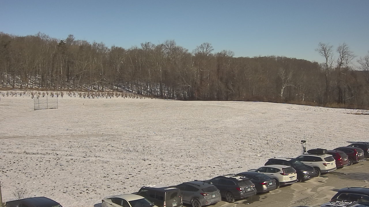 Thumbnail for current weather camera view from Marvelwood School in Kent, Connecticut