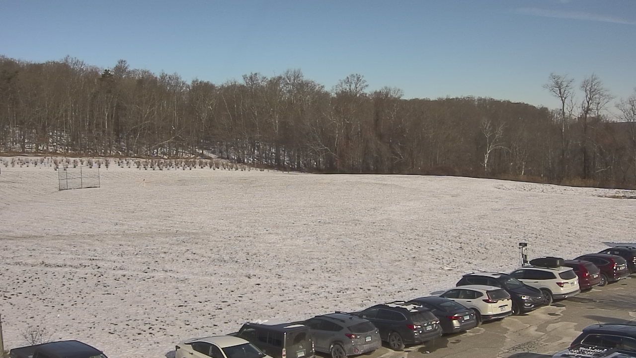 Thumbnail for current weather camera view from Marvelwood School in Kent, Connecticut