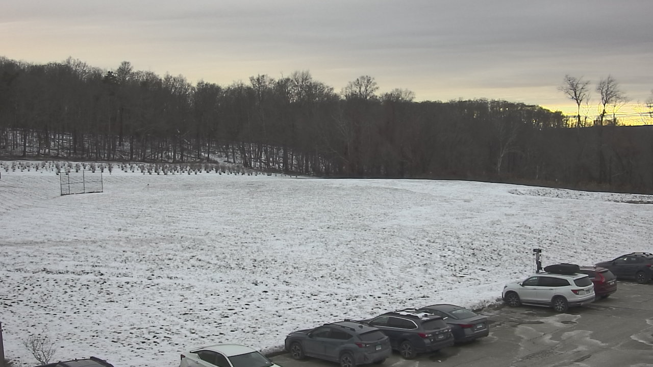 Thumbnail for current weather camera view from Marvelwood School in Kent, Connecticut
