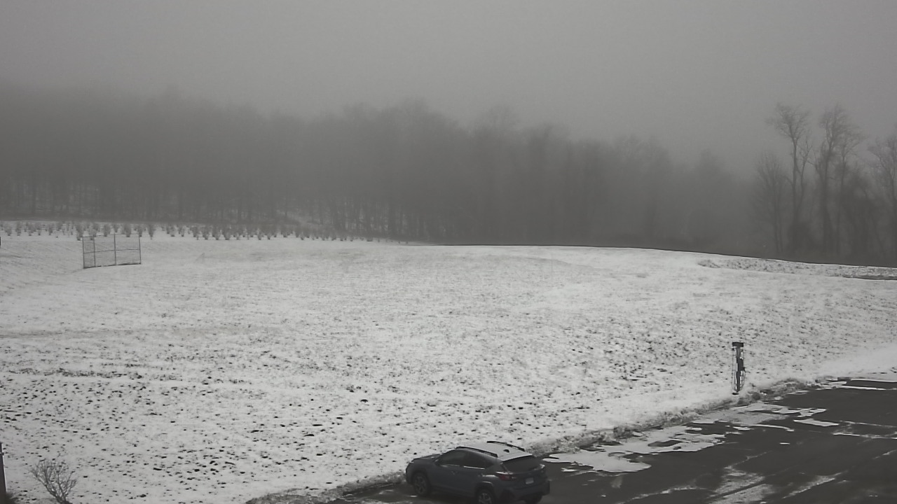 Thumbnail for current weather camera view from Marvelwood School in Kent, Connecticut