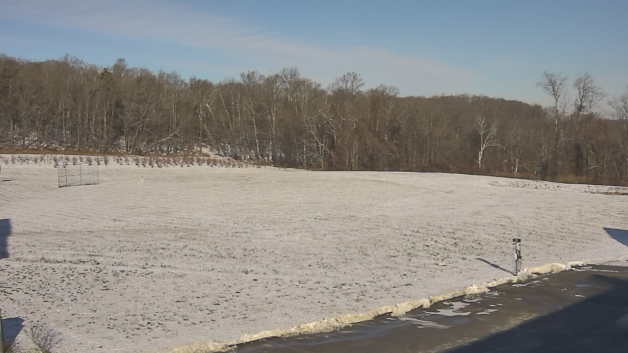 Thumbnail for current weather camera view from Marvelwood School in Kent, Connecticut