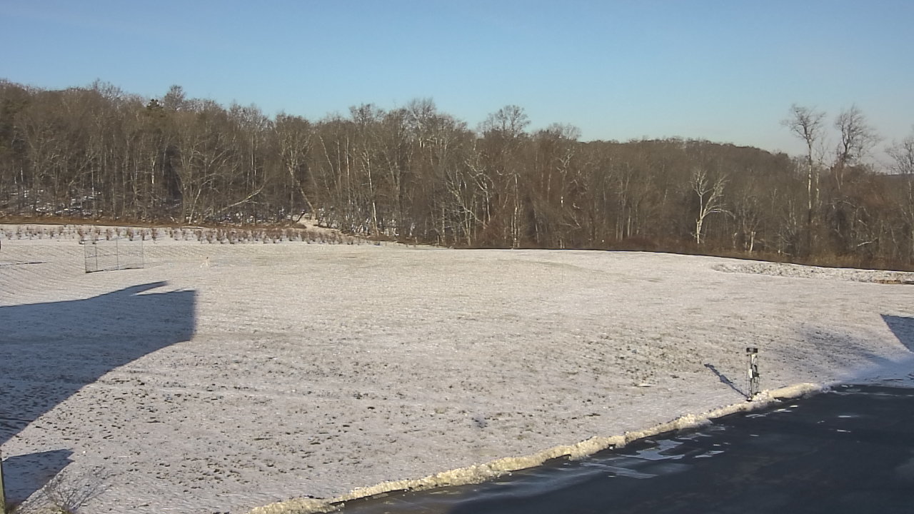 Thumbnail for current weather camera view from Marvelwood School in Kent, Connecticut