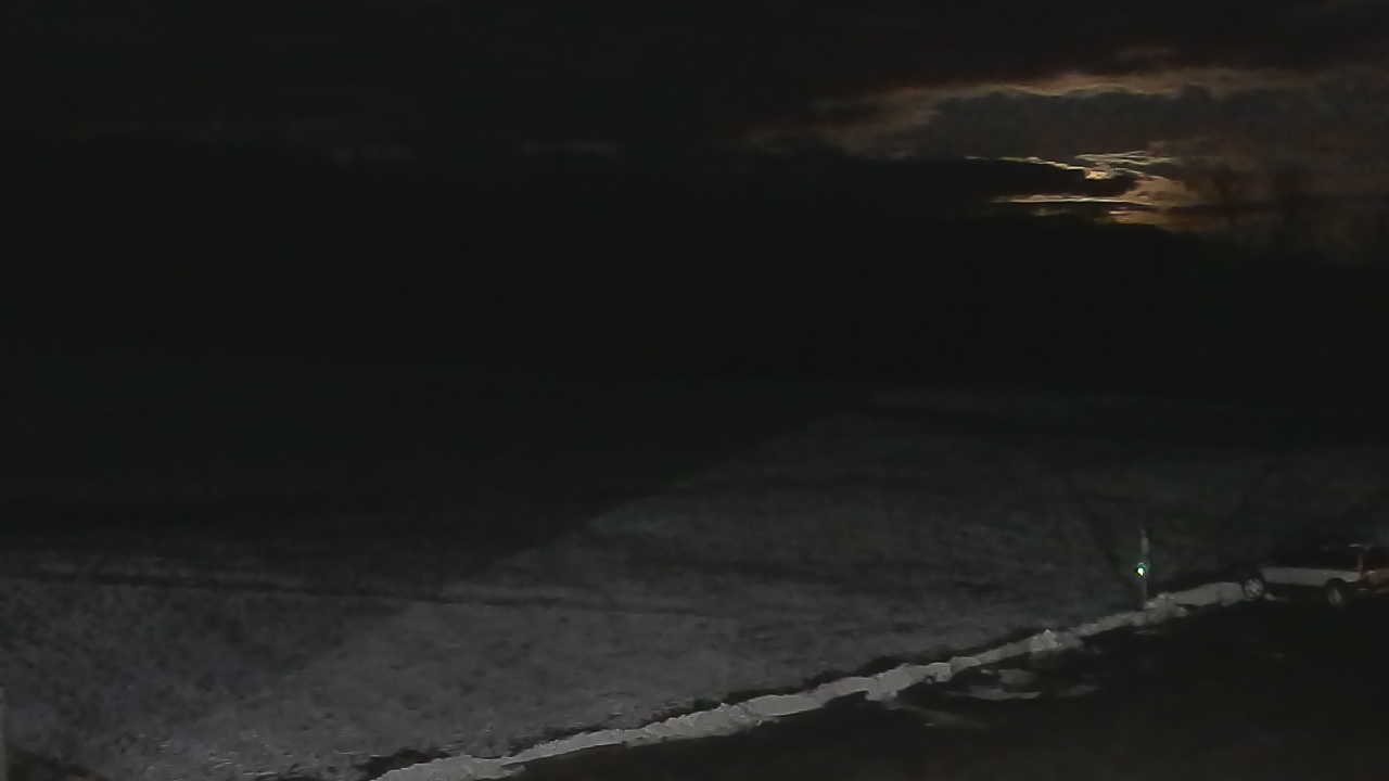 Thumbnail for current weather camera view from Marvelwood School in Kent, Connecticut