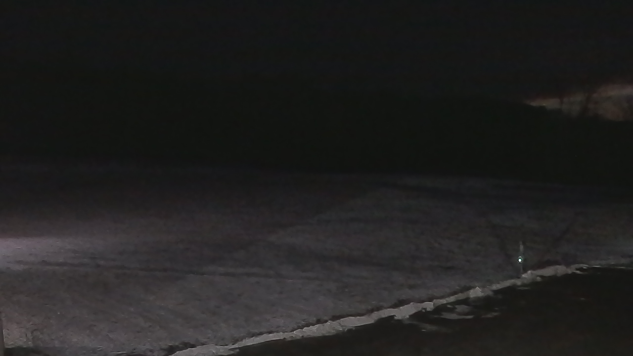 Thumbnail for current weather camera view from Marvelwood School in Kent, Connecticut