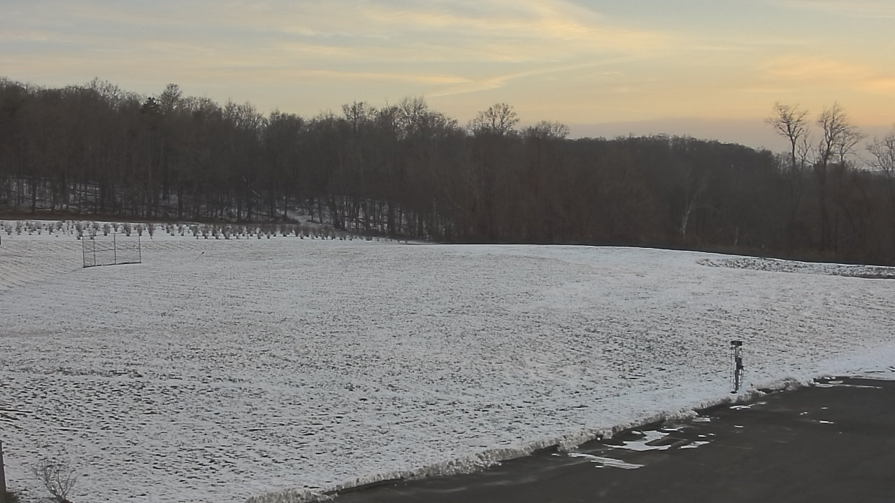 Thumbnail for current weather camera view from Marvelwood School in Kent, Connecticut