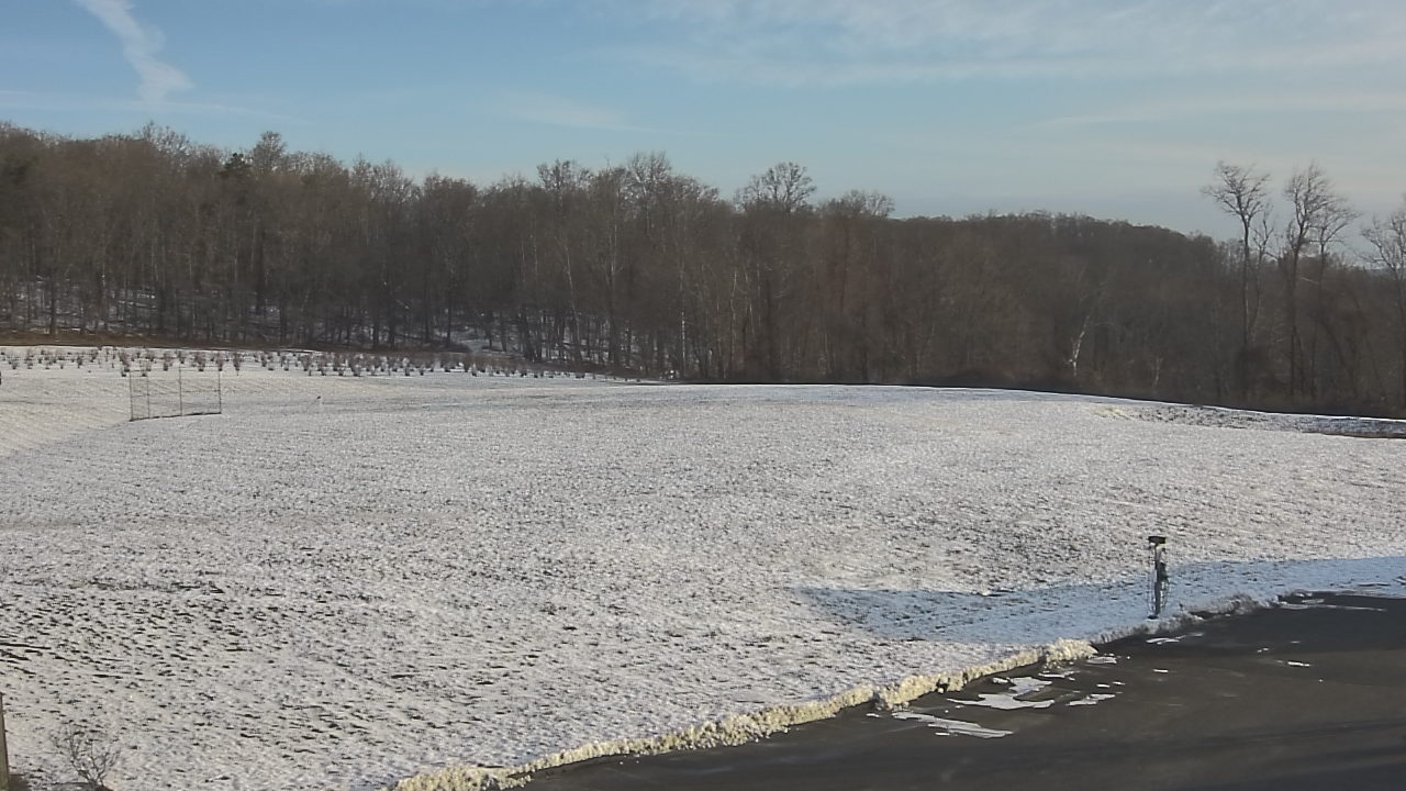 Thumbnail for current weather camera view from Marvelwood School in Kent, Connecticut