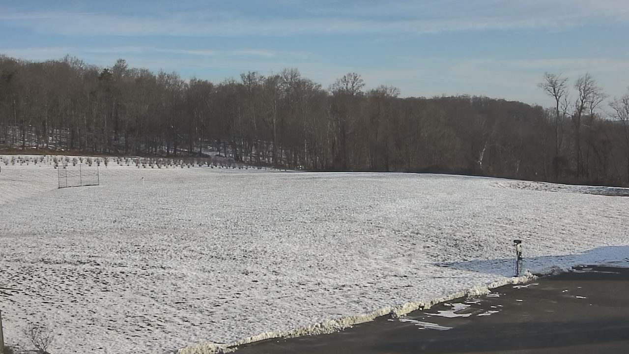 Thumbnail for current weather camera view from Marvelwood School in Kent, Connecticut