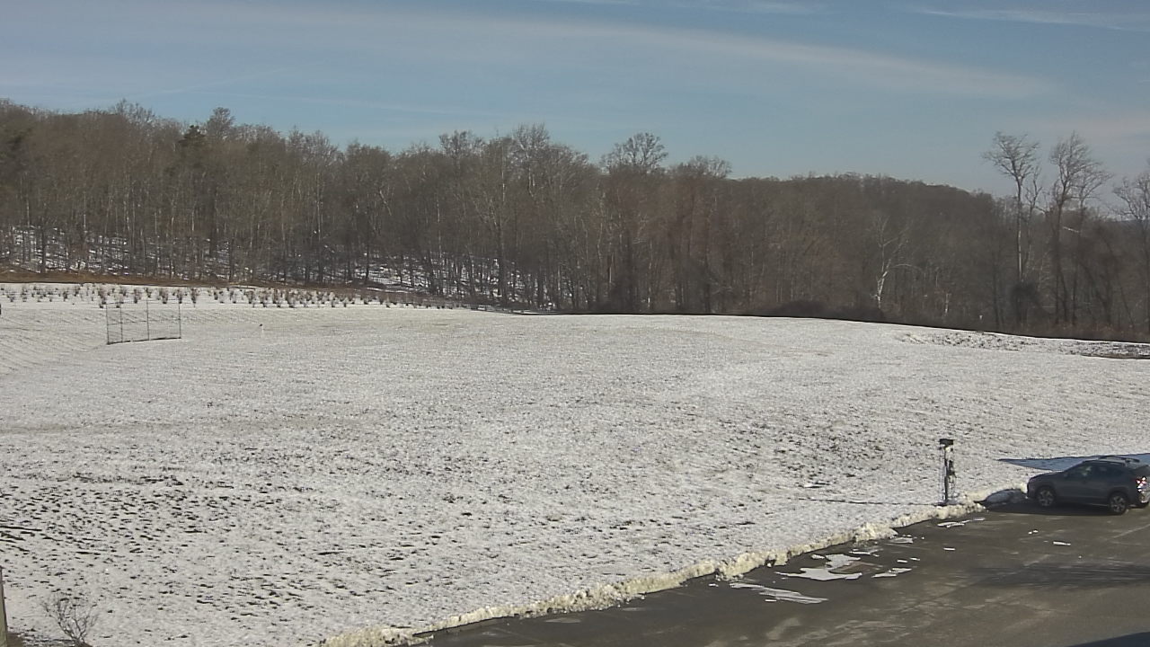 Thumbnail for current weather camera view from Marvelwood School in Kent, Connecticut