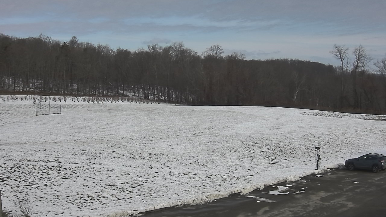 Thumbnail for current weather camera view from Marvelwood School in Kent, Connecticut