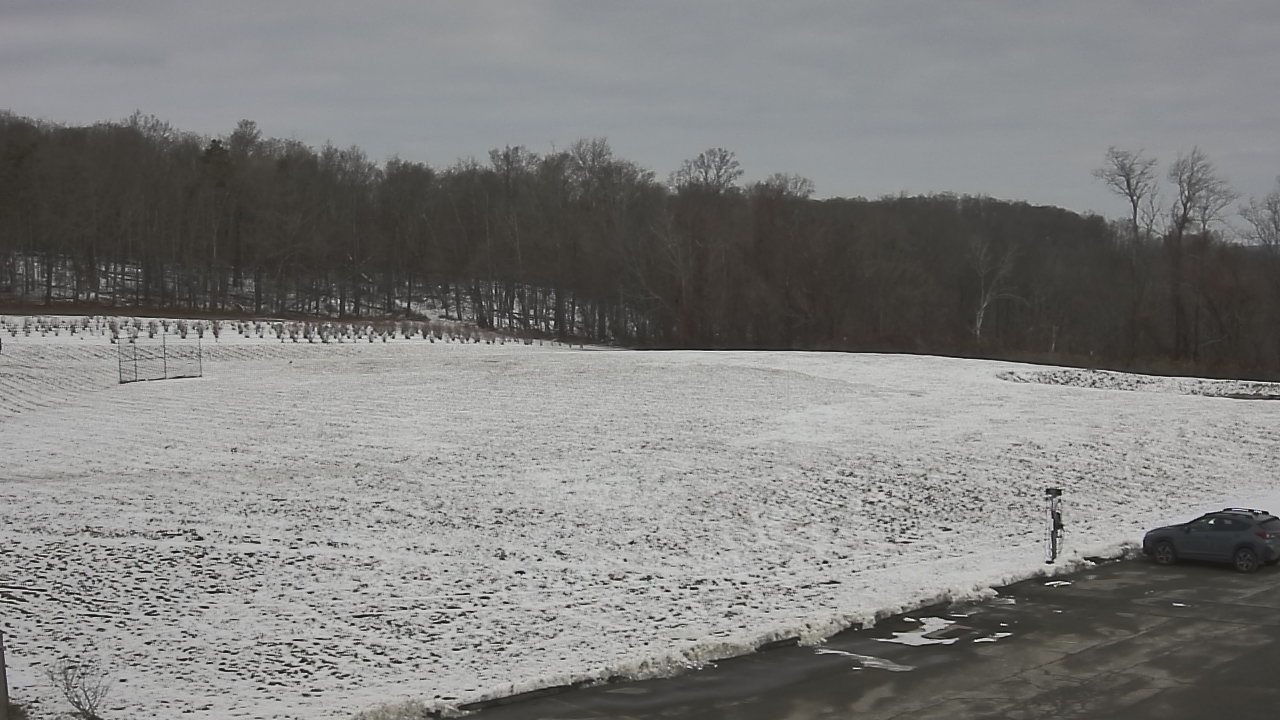 Thumbnail for current weather camera view from Marvelwood School in Kent, Connecticut