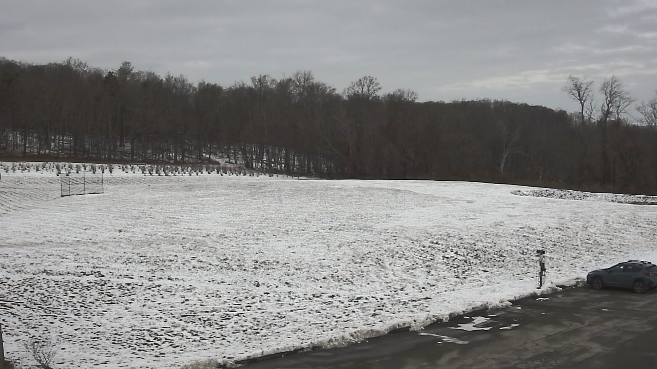 Thumbnail for current weather camera view from Marvelwood School in Kent, Connecticut