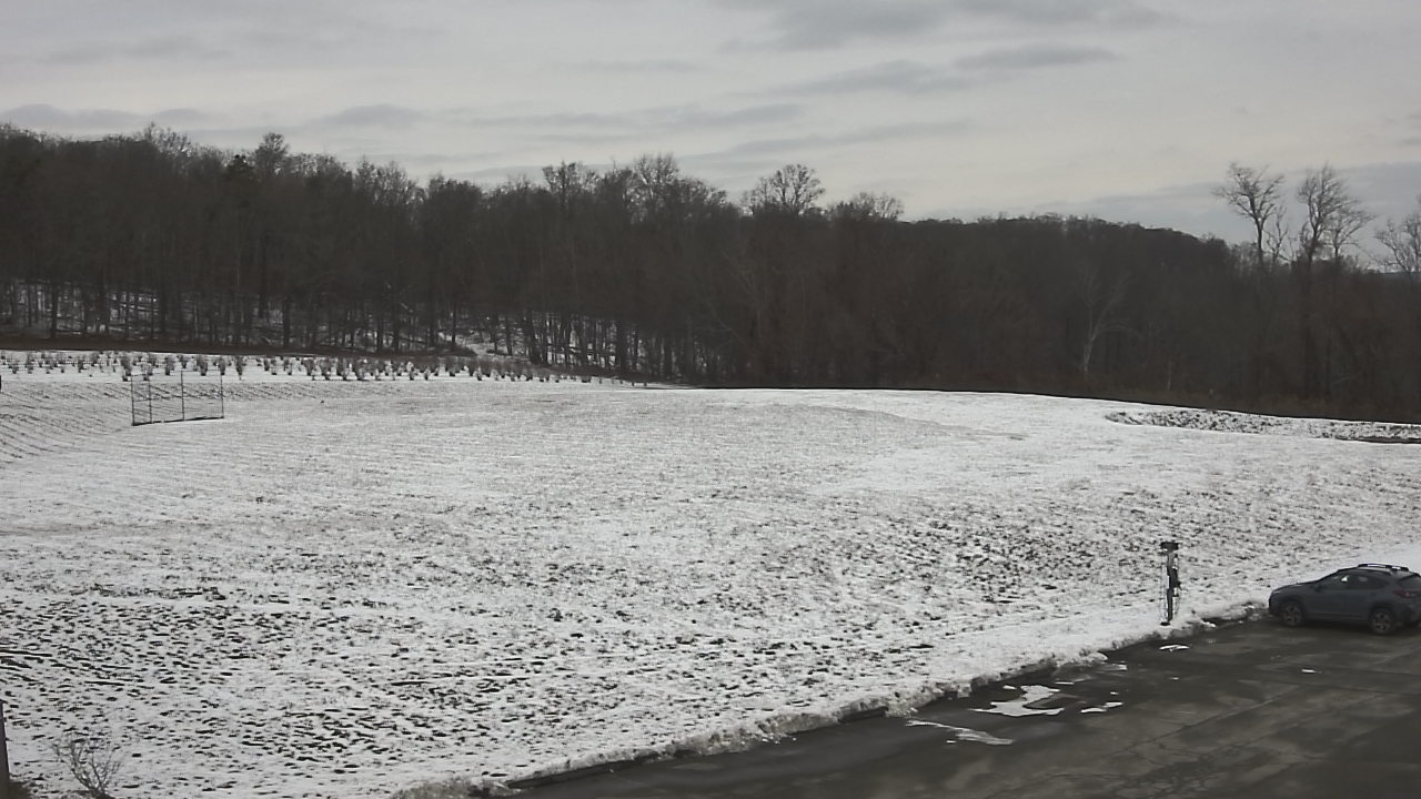 Thumbnail for current weather camera view from Marvelwood School in Kent, Connecticut