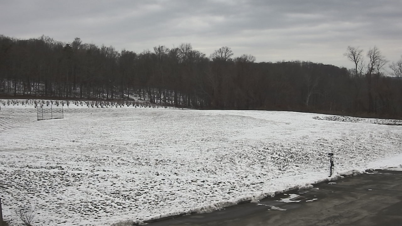 Thumbnail for current weather camera view from Marvelwood School in Kent, Connecticut