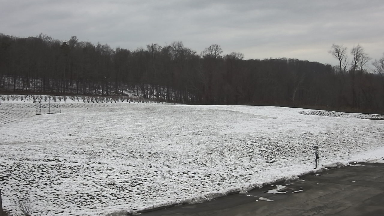 Thumbnail for current weather camera view from Marvelwood School in Kent, Connecticut