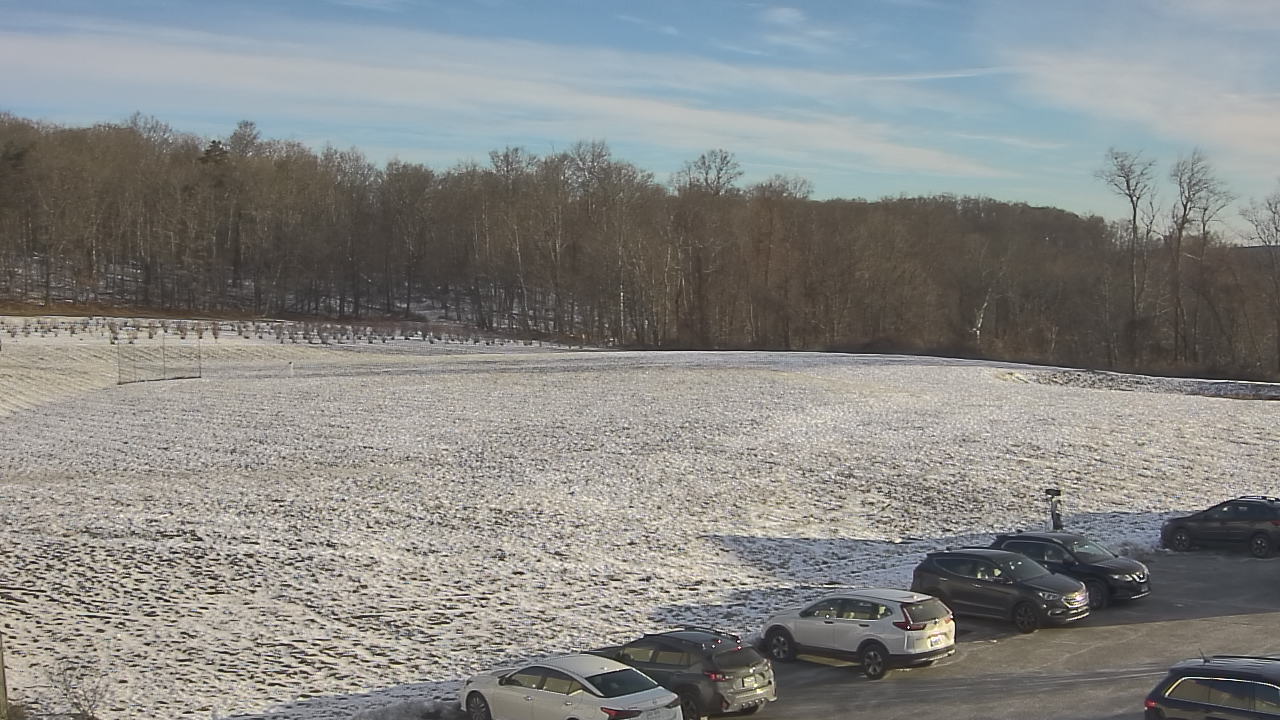 Thumbnail for current weather camera view from Marvelwood School in Kent, Connecticut