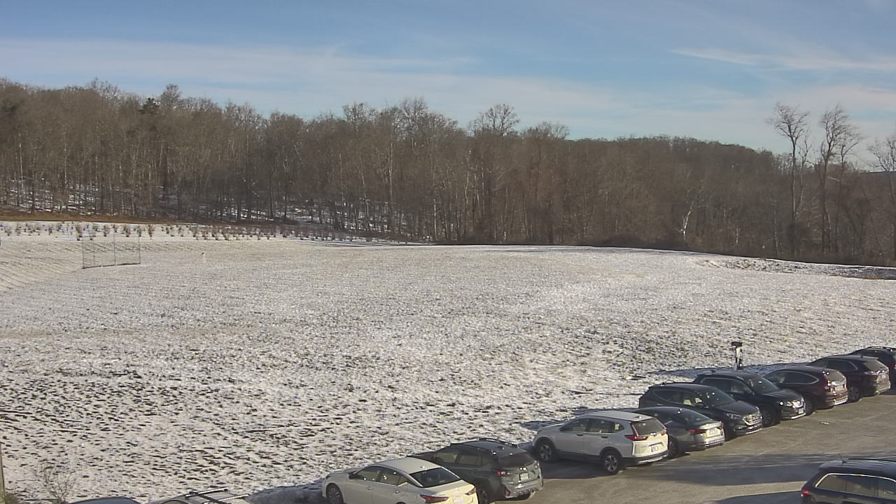 Thumbnail for current weather camera view from Marvelwood School in Kent, Connecticut