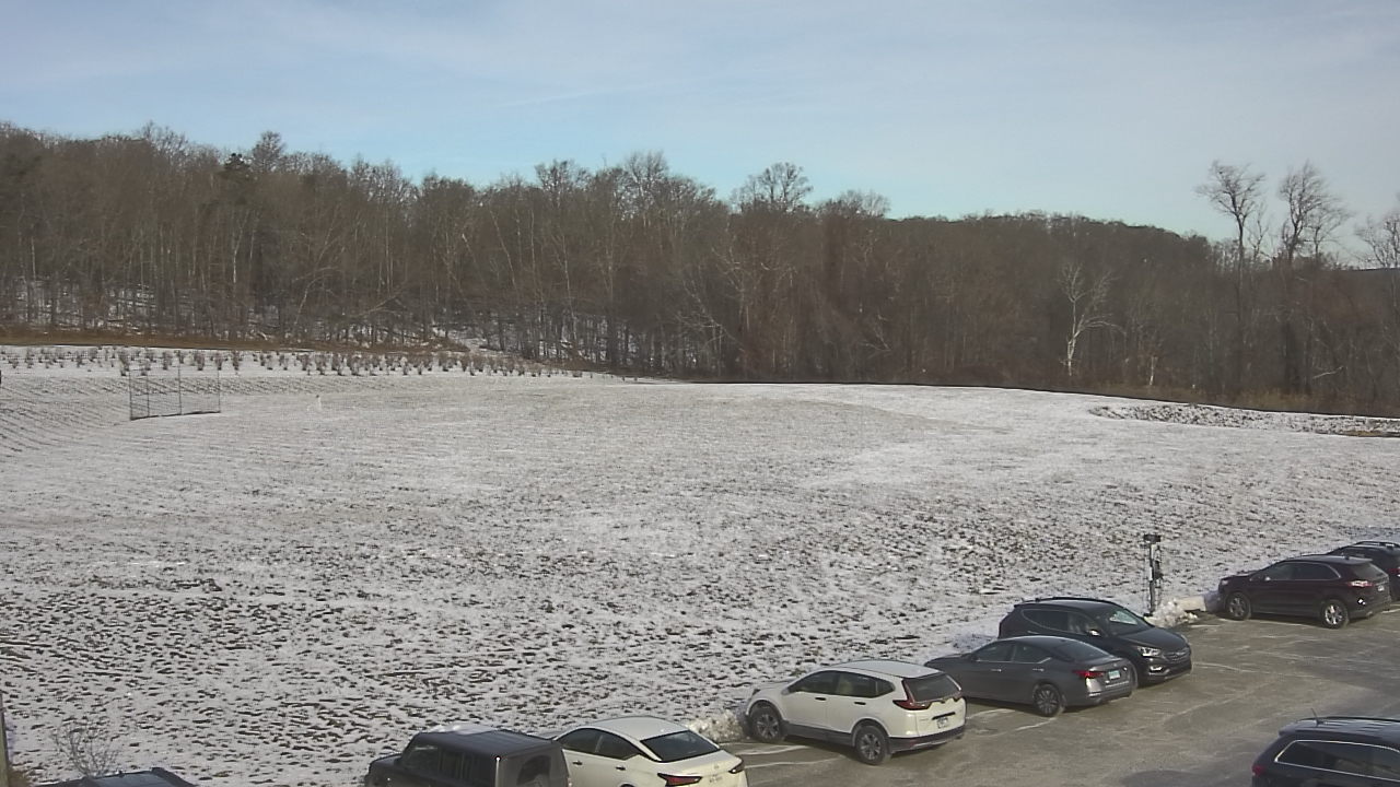 Thumbnail for current weather camera view from Marvelwood School in Kent, Connecticut