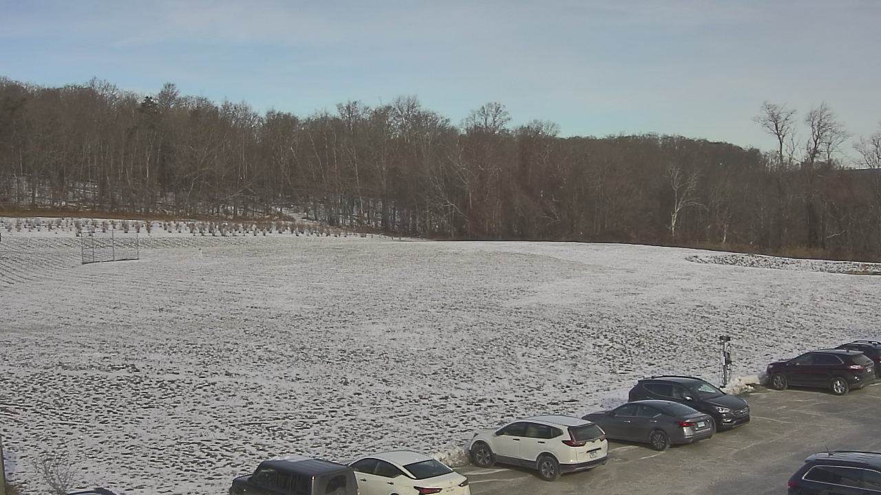 Thumbnail for current weather camera view from Marvelwood School in Kent, Connecticut