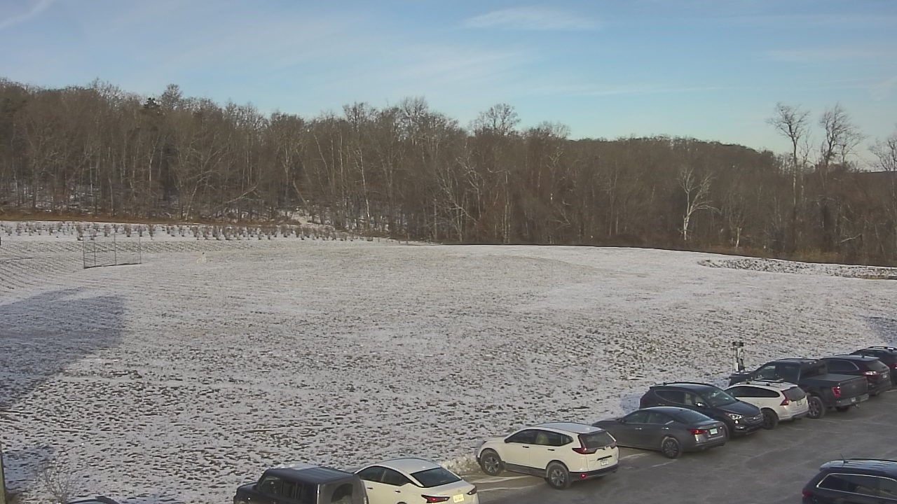 Thumbnail for current weather camera view from Marvelwood School in Kent, Connecticut
